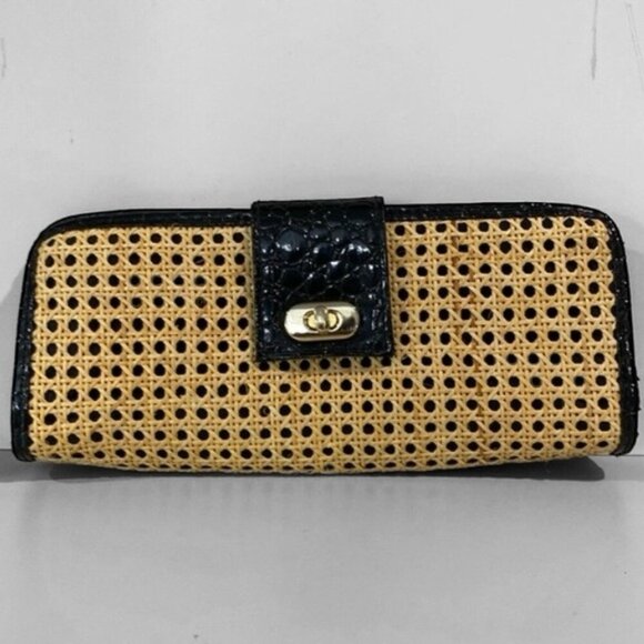 Beige woven rattan clutch bag - Picture 1 of 10